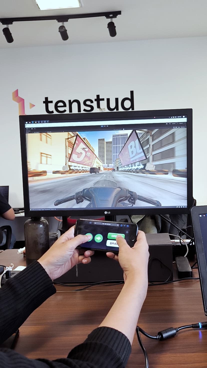 Mobile Control Race Game