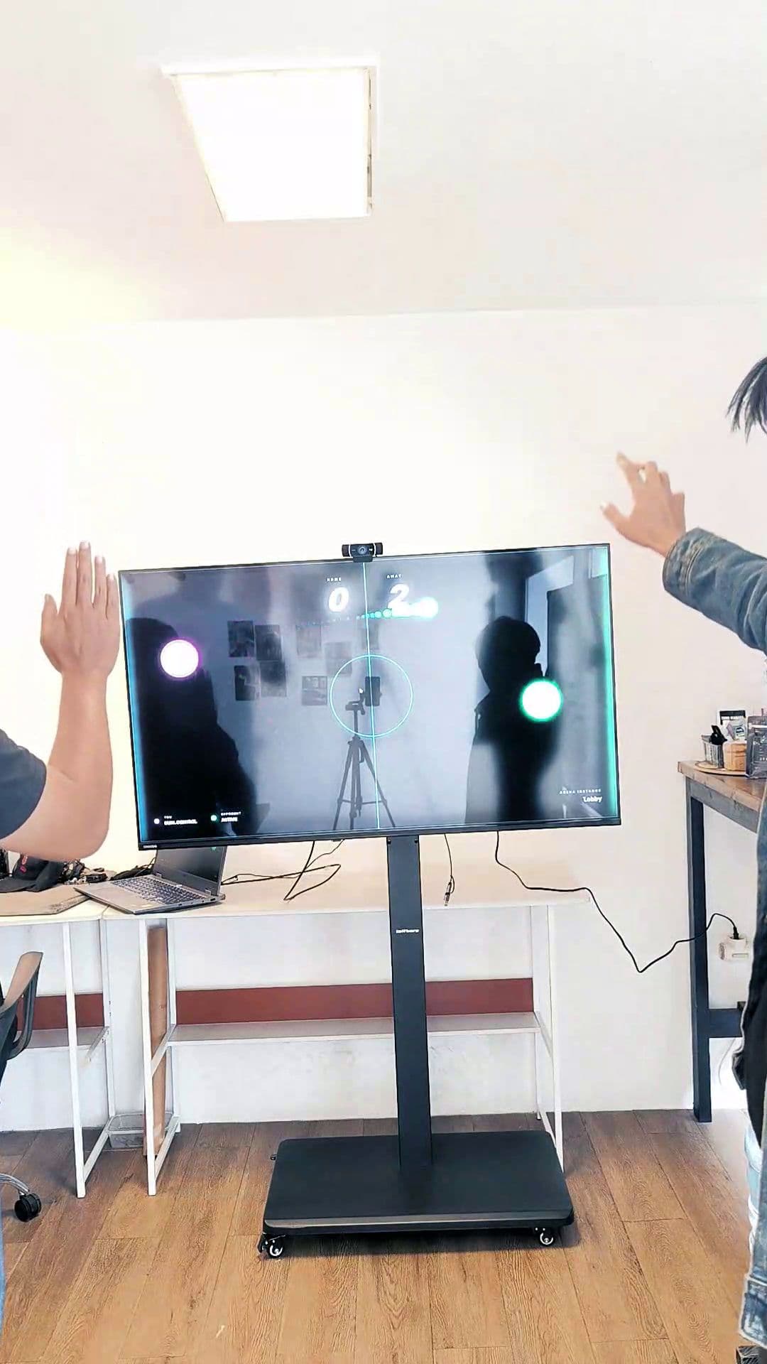 Interactive Multiplayer Hand Hockey